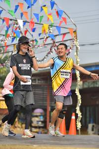 BIB: 4547927
                            <button type="button" onclick="openModal(8352070)" class="btn btn-primary btn-sm float-right btn-popup" data-toggle="modal" data-target=".modal-high-quality">
                        <i class="fas fa-shopping-cart"></i> Add to Cart
                    </button>
                                            <button type="button" onclick="isThisMe(8352070, true)" class="btn btn-success btn-sm float-right btn-popup btn-isme hidden" data-toggle="tooltip" data-placement="bottom" title="นี่คือรูปของคุณใช่ไหม คลิกที่นี่เพื่อเอาเข้าอัลบั้ม">
                        <i class="fas fa-plus"></i> Add to album
                    </button>
                    <button type="button" onclick="isThisMe(8352070, false)" class="btn btn-warning btn-sm float-right btn-popup btn-isnotme hidden">
                        <i class="fas fa-ban"></i> Remove from album
                    </button>