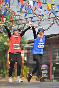 BIB: 45055, 40522
                            <button type="button" onclick="openModal(8338227)" class="btn btn-primary btn-sm float-right btn-popup" data-toggle="modal" data-target=".modal-high-quality">
                        <i class="fas fa-shopping-cart"></i> Add to Cart
                    </button>
                                            <button type="button" onclick="isThisMe(8338227, true)" class="btn btn-success btn-sm float-right btn-popup btn-isme hidden" data-toggle="tooltip" data-placement="bottom" title="นี่คือรูปของคุณใช่ไหม คลิกที่นี่เพื่อเอาเข้าอัลบั้ม">
                        <i class="fas fa-plus"></i> Add to album
                    </button>
                    <button type="button" onclick="isThisMe(8338227, false)" class="btn btn-warning btn-sm float-right btn-popup btn-isnotme hidden">
                        <i class="fas fa-ban"></i> Remove from album
                    </button>