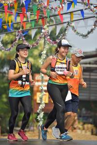 BIB: 4054, 
                            <button type="button" onclick="openModal(8354789)" class="btn btn-primary btn-sm float-right btn-popup" data-toggle="modal" data-target=".modal-high-quality">
                        <i class="fas fa-shopping-cart"></i> Add to Cart
                    </button>
                                            <button type="button" onclick="isThisMe(8354789, true)" class="btn btn-success btn-sm float-right btn-popup btn-isme hidden" data-toggle="tooltip" data-placement="bottom" title="นี่คือรูปของคุณใช่ไหม คลิกที่นี่เพื่อเอาเข้าอัลบั้ม">
                        <i class="fas fa-plus"></i> Add to album
                    </button>
                    <button type="button" onclick="isThisMe(8354789, false)" class="btn btn-warning btn-sm float-right btn-popup btn-isnotme hidden">
                        <i class="fas fa-ban"></i> Remove from album
                    </button>