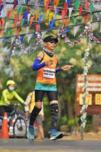 BIB: 41341
                            <button type="button" onclick="openModal(8345567)" class="btn btn-primary btn-sm float-right btn-popup" data-toggle="modal" data-target=".modal-high-quality">
                        <i class="fas fa-shopping-cart"></i> Add to Cart
                    </button>
                                            <button type="button" onclick="isThisMe(8345567, true)" class="btn btn-success btn-sm float-right btn-popup btn-isme hidden" data-toggle="tooltip" data-placement="bottom" title="นี่คือรูปของคุณใช่ไหม คลิกที่นี่เพื่อเอาเข้าอัลบั้ม">
                        <i class="fas fa-plus"></i> Add to album
                    </button>
                    <button type="button" onclick="isThisMe(8345567, false)" class="btn btn-warning btn-sm float-right btn-popup btn-isnotme hidden">
                        <i class="fas fa-ban"></i> Remove from album
                    </button>