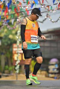 BIB: 4207, 613
                            <button type="button" onclick="openModal(8356373)" class="btn btn-primary btn-sm float-right btn-popup" data-toggle="modal" data-target=".modal-high-quality">
                        <i class="fas fa-shopping-cart"></i> Add to Cart
                    </button>
                                            <button type="button" onclick="isThisMe(8356373, true)" class="btn btn-success btn-sm float-right btn-popup btn-isme hidden" data-toggle="tooltip" data-placement="bottom" title="นี่คือรูปของคุณใช่ไหม คลิกที่นี่เพื่อเอาเข้าอัลบั้ม">
                        <i class="fas fa-plus"></i> Add to album
                    </button>
                    <button type="button" onclick="isThisMe(8356373, false)" class="btn btn-warning btn-sm float-right btn-popup btn-isnotme hidden">
                        <i class="fas fa-ban"></i> Remove from album
                    </button>