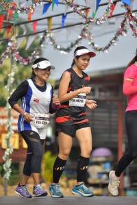 BIB: 40290, 472
                            <button type="button" onclick="openModal(8345055)" class="btn btn-primary btn-sm float-right btn-popup" data-toggle="modal" data-target=".modal-high-quality">
                        <i class="fas fa-shopping-cart"></i> Add to Cart
                    </button>
                                            <button type="button" onclick="isThisMe(8345055, true)" class="btn btn-success btn-sm float-right btn-popup btn-isme hidden" data-toggle="tooltip" data-placement="bottom" title="นี่คือรูปของคุณใช่ไหม คลิกที่นี่เพื่อเอาเข้าอัลบั้ม">
                        <i class="fas fa-plus"></i> Add to album
                    </button>
                    <button type="button" onclick="isThisMe(8345055, false)" class="btn btn-warning btn-sm float-right btn-popup btn-isnotme hidden">
                        <i class="fas fa-ban"></i> Remove from album
                    </button>