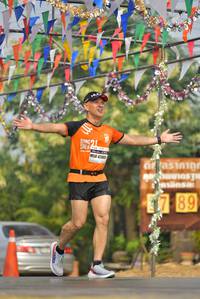 BIB: 4208
                            <button type="button" onclick="openModal(8346190)" class="btn btn-primary btn-sm float-right btn-popup" data-toggle="modal" data-target=".modal-high-quality">
                        <i class="fas fa-shopping-cart"></i> Add to Cart
                    </button>
                                            <button type="button" onclick="isThisMe(8346190, true)" class="btn btn-success btn-sm float-right btn-popup btn-isme hidden" data-toggle="tooltip" data-placement="bottom" title="นี่คือรูปของคุณใช่ไหม คลิกที่นี่เพื่อเอาเข้าอัลบั้ม">
                        <i class="fas fa-plus"></i> Add to album
                    </button>
                    <button type="button" onclick="isThisMe(8346190, false)" class="btn btn-warning btn-sm float-right btn-popup btn-isnotme hidden">
                        <i class="fas fa-ban"></i> Remove from album
                    </button>