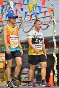 BIB: 4192, 47869
                            <button type="button" onclick="openModal(8344494)" class="btn btn-primary btn-sm float-right btn-popup" data-toggle="modal" data-target=".modal-high-quality">
                        <i class="fas fa-shopping-cart"></i> Add to Cart
                    </button>
                                            <button type="button" onclick="isThisMe(8344494, true)" class="btn btn-success btn-sm float-right btn-popup btn-isme hidden" data-toggle="tooltip" data-placement="bottom" title="นี่คือรูปของคุณใช่ไหม คลิกที่นี่เพื่อเอาเข้าอัลบั้ม">
                        <i class="fas fa-plus"></i> Add to album
                    </button>
                    <button type="button" onclick="isThisMe(8344494, false)" class="btn btn-warning btn-sm float-right btn-popup btn-isnotme hidden">
                        <i class="fas fa-ban"></i> Remove from album
                    </button>