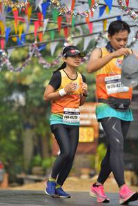 BIB: 421, 45218
                            <button type="button" onclick="openModal(8354835)" class="btn btn-primary btn-sm float-right btn-popup" data-toggle="modal" data-target=".modal-high-quality">
                        <i class="fas fa-shopping-cart"></i> Add to Cart
                    </button>
                                            <button type="button" onclick="isThisMe(8354835, true)" class="btn btn-success btn-sm float-right btn-popup btn-isme hidden" data-toggle="tooltip" data-placement="bottom" title="นี่คือรูปของคุณใช่ไหม คลิกที่นี่เพื่อเอาเข้าอัลบั้ม">
                        <i class="fas fa-plus"></i> Add to album
                    </button>
                    <button type="button" onclick="isThisMe(8354835, false)" class="btn btn-warning btn-sm float-right btn-popup btn-isnotme hidden">
                        <i class="fas fa-ban"></i> Remove from album
                    </button>