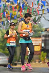 BIB: 45218
                            <button type="button" onclick="openModal(8354809)" class="btn btn-primary btn-sm float-right btn-popup" data-toggle="modal" data-target=".modal-high-quality">
                        <i class="fas fa-shopping-cart"></i> Add to Cart
                    </button>
                                            <button type="button" onclick="isThisMe(8354809, true)" class="btn btn-success btn-sm float-right btn-popup btn-isme hidden" data-toggle="tooltip" data-placement="bottom" title="นี่คือรูปของคุณใช่ไหม คลิกที่นี่เพื่อเอาเข้าอัลบั้ม">
                        <i class="fas fa-plus"></i> Add to album
                    </button>
                    <button type="button" onclick="isThisMe(8354809, false)" class="btn btn-warning btn-sm float-right btn-popup btn-isnotme hidden">
                        <i class="fas fa-ban"></i> Remove from album
                    </button>