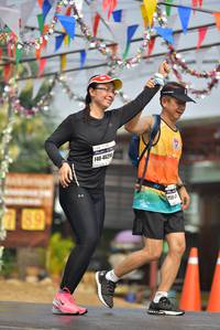 BIB: 462
                            <button type="button" onclick="openModal(8353360)" class="btn btn-primary btn-sm float-right btn-popup" data-toggle="modal" data-target=".modal-high-quality">
                        <i class="fas fa-shopping-cart"></i> Add to Cart
                    </button>
                                            <button type="button" onclick="isThisMe(8353360, true)" class="btn btn-success btn-sm float-right btn-popup btn-isme hidden" data-toggle="tooltip" data-placement="bottom" title="นี่คือรูปของคุณใช่ไหม คลิกที่นี่เพื่อเอาเข้าอัลบั้ม">
                        <i class="fas fa-plus"></i> Add to album
                    </button>
                    <button type="button" onclick="isThisMe(8353360, false)" class="btn btn-warning btn-sm float-right btn-popup btn-isnotme hidden">
                        <i class="fas fa-ban"></i> Remove from album
                    </button>