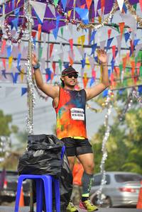 BIB: 400
                            <button type="button" onclick="openModal(8326964)" class="btn btn-primary btn-sm float-right btn-popup" data-toggle="modal" data-target=".modal-high-quality">
                        <i class="fas fa-shopping-cart"></i> Add to Cart
                    </button>
                                            <button type="button" onclick="isThisMe(8326964, true)" class="btn btn-success btn-sm float-right btn-popup btn-isme hidden" data-toggle="tooltip" data-placement="bottom" title="นี่คือรูปของคุณใช่ไหม คลิกที่นี่เพื่อเอาเข้าอัลบั้ม">
                        <i class="fas fa-plus"></i> Add to album
                    </button>
                    <button type="button" onclick="isThisMe(8326964, false)" class="btn btn-warning btn-sm float-right btn-popup btn-isnotme hidden">
                        <i class="fas fa-ban"></i> Remove from album
                    </button>