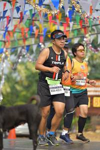 BIB: 465, 4131, 757
                            <button type="button" onclick="openModal(8355090)" class="btn btn-primary btn-sm float-right btn-popup" data-toggle="modal" data-target=".modal-high-quality">
                        <i class="fas fa-shopping-cart"></i> Add to Cart
                    </button>
                                            <button type="button" onclick="isThisMe(8355090, true)" class="btn btn-success btn-sm float-right btn-popup btn-isme hidden" data-toggle="tooltip" data-placement="bottom" title="นี่คือรูปของคุณใช่ไหม คลิกที่นี่เพื่อเอาเข้าอัลบั้ม">
                        <i class="fas fa-plus"></i> Add to album
                    </button>
                    <button type="button" onclick="isThisMe(8355090, false)" class="btn btn-warning btn-sm float-right btn-popup btn-isnotme hidden">
                        <i class="fas fa-ban"></i> Remove from album
                    </button>