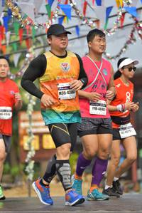 BIB: 43004, 48467, 4041
                            <button type="button" onclick="openModal(8354037)" class="btn btn-primary btn-sm float-right btn-popup" data-toggle="modal" data-target=".modal-high-quality">
                        <i class="fas fa-shopping-cart"></i> Add to Cart
                    </button>
                                            <button type="button" onclick="isThisMe(8354037, true)" class="btn btn-success btn-sm float-right btn-popup btn-isme hidden" data-toggle="tooltip" data-placement="bottom" title="นี่คือรูปของคุณใช่ไหม คลิกที่นี่เพื่อเอาเข้าอัลบั้ม">
                        <i class="fas fa-plus"></i> Add to album
                    </button>
                    <button type="button" onclick="isThisMe(8354037, false)" class="btn btn-warning btn-sm float-right btn-popup btn-isnotme hidden">
                        <i class="fas fa-ban"></i> Remove from album
                    </button>