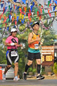 BIB: 4640, 
                            <button type="button" onclick="openModal(8333054)" class="btn btn-primary btn-sm float-right btn-popup" data-toggle="modal" data-target=".modal-high-quality">
                        <i class="fas fa-shopping-cart"></i> Add to Cart
                    </button>
                                            <button type="button" onclick="isThisMe(8333054, true)" class="btn btn-success btn-sm float-right btn-popup btn-isme hidden" data-toggle="tooltip" data-placement="bottom" title="นี่คือรูปของคุณใช่ไหม คลิกที่นี่เพื่อเอาเข้าอัลบั้ม">
                        <i class="fas fa-plus"></i> Add to album
                    </button>
                    <button type="button" onclick="isThisMe(8333054, false)" class="btn btn-warning btn-sm float-right btn-popup btn-isnotme hidden">
                        <i class="fas fa-ban"></i> Remove from album
                    </button>