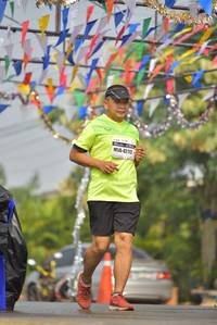 BIB: 4212
                            <button type="button" onclick="openModal(8328051)" class="btn btn-primary btn-sm float-right btn-popup" data-toggle="modal" data-target=".modal-high-quality">
                        <i class="fas fa-shopping-cart"></i> Add to Cart
                    </button>
                                            <button type="button" onclick="isThisMe(8328051, true)" class="btn btn-success btn-sm float-right btn-popup btn-isme hidden" data-toggle="tooltip" data-placement="bottom" title="นี่คือรูปของคุณใช่ไหม คลิกที่นี่เพื่อเอาเข้าอัลบั้ม">
                        <i class="fas fa-plus"></i> Add to album
                    </button>
                    <button type="button" onclick="isThisMe(8328051, false)" class="btn btn-warning btn-sm float-right btn-popup btn-isnotme hidden">
                        <i class="fas fa-ban"></i> Remove from album
                    </button>