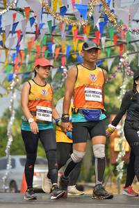 BIB: 42566, 40301
                            <button type="button" onclick="openModal(8346679)" class="btn btn-primary btn-sm float-right btn-popup" data-toggle="modal" data-target=".modal-high-quality">
                        <i class="fas fa-shopping-cart"></i> Add to Cart
                    </button>
                                            <button type="button" onclick="isThisMe(8346679, true)" class="btn btn-success btn-sm float-right btn-popup btn-isme hidden" data-toggle="tooltip" data-placement="bottom" title="นี่คือรูปของคุณใช่ไหม คลิกที่นี่เพื่อเอาเข้าอัลบั้ม">
                        <i class="fas fa-plus"></i> Add to album
                    </button>
                    <button type="button" onclick="isThisMe(8346679, false)" class="btn btn-warning btn-sm float-right btn-popup btn-isnotme hidden">
                        <i class="fas fa-ban"></i> Remove from album
                    </button>