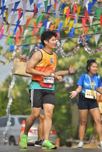 BIB: 4275
                            <button type="button" onclick="openModal(8338412)" class="btn btn-primary btn-sm float-right btn-popup" data-toggle="modal" data-target=".modal-high-quality">
                        <i class="fas fa-shopping-cart"></i> Add to Cart
                    </button>
                                            <button type="button" onclick="isThisMe(8338412, true)" class="btn btn-success btn-sm float-right btn-popup btn-isme hidden" data-toggle="tooltip" data-placement="bottom" title="นี่คือรูปของคุณใช่ไหม คลิกที่นี่เพื่อเอาเข้าอัลบั้ม">
                        <i class="fas fa-plus"></i> Add to album
                    </button>
                    <button type="button" onclick="isThisMe(8338412, false)" class="btn btn-warning btn-sm float-right btn-popup btn-isnotme hidden">
                        <i class="fas fa-ban"></i> Remove from album
                    </button>