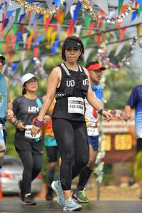 BIB: 476
                            <button type="button" onclick="openModal(8371103)" class="btn btn-primary btn-sm float-right btn-popup" data-toggle="modal" data-target=".modal-high-quality">
                        <i class="fas fa-shopping-cart"></i> Add to Cart
                    </button>
                                            <button type="button" onclick="isThisMe(8371103, true)" class="btn btn-success btn-sm float-right btn-popup btn-isme hidden" data-toggle="tooltip" data-placement="bottom" title="นี่คือรูปของคุณใช่ไหม คลิกที่นี่เพื่อเอาเข้าอัลบั้ม">
                        <i class="fas fa-plus"></i> Add to album
                    </button>
                    <button type="button" onclick="isThisMe(8371103, false)" class="btn btn-warning btn-sm float-right btn-popup btn-isnotme hidden">
                        <i class="fas fa-ban"></i> Remove from album
                    </button>