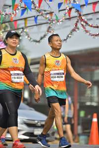 BIB: 46526, 46236
                            <button type="button" onclick="openModal(8440086)" class="btn btn-primary btn-sm float-right btn-popup" data-toggle="modal" data-target=".modal-high-quality">
                        <i class="fas fa-shopping-cart"></i> Add to Cart
                    </button>
                                            <button type="button" onclick="isThisMe(8440086, true)" class="btn btn-success btn-sm float-right btn-popup btn-isme hidden" data-toggle="tooltip" data-placement="bottom" title="นี่คือรูปของคุณใช่ไหม คลิกที่นี่เพื่อเอาเข้าอัลบั้ม">
                        <i class="fas fa-plus"></i> Add to album
                    </button>
                    <button type="button" onclick="isThisMe(8440086, false)" class="btn btn-warning btn-sm float-right btn-popup btn-isnotme hidden">
                        <i class="fas fa-ban"></i> Remove from album
                    </button>