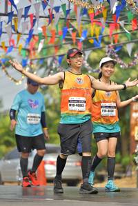 BIB: 40643, 4038
                            <button type="button" onclick="openModal(8446848)" class="btn btn-primary btn-sm float-right btn-popup" data-toggle="modal" data-target=".modal-high-quality">
                        <i class="fas fa-shopping-cart"></i> Add to Cart
                    </button>
                                            <button type="button" onclick="isThisMe(8446848, true)" class="btn btn-success btn-sm float-right btn-popup btn-isme hidden" data-toggle="tooltip" data-placement="bottom" title="นี่คือรูปของคุณใช่ไหม คลิกที่นี่เพื่อเอาเข้าอัลบั้ม">
                        <i class="fas fa-plus"></i> Add to album
                    </button>
                    <button type="button" onclick="isThisMe(8446848, false)" class="btn btn-warning btn-sm float-right btn-popup btn-isnotme hidden">
                        <i class="fas fa-ban"></i> Remove from album
                    </button>