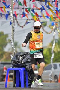 BIB: 47632
                            <button type="button" onclick="openModal(8453725)" class="btn btn-primary btn-sm float-right btn-popup" data-toggle="modal" data-target=".modal-high-quality">
                        <i class="fas fa-shopping-cart"></i> Add to Cart
                    </button>
                                            <button type="button" onclick="isThisMe(8453725, true)" class="btn btn-success btn-sm float-right btn-popup btn-isme hidden" data-toggle="tooltip" data-placement="bottom" title="นี่คือรูปของคุณใช่ไหม คลิกที่นี่เพื่อเอาเข้าอัลบั้ม">
                        <i class="fas fa-plus"></i> Add to album
                    </button>
                    <button type="button" onclick="isThisMe(8453725, false)" class="btn btn-warning btn-sm float-right btn-popup btn-isnotme hidden">
                        <i class="fas fa-ban"></i> Remove from album
                    </button>