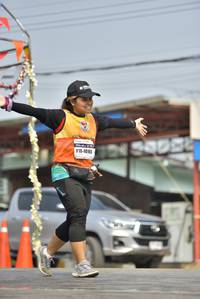 BIB: 24005, 40165
                            <button type="button" onclick="openModal(8456569)" class="btn btn-primary btn-sm float-right btn-popup" data-toggle="modal" data-target=".modal-high-quality">
                        <i class="fas fa-shopping-cart"></i> Add to Cart
                    </button>
                                            <button type="button" onclick="isThisMe(8456569, true)" class="btn btn-success btn-sm float-right btn-popup btn-isme hidden" data-toggle="tooltip" data-placement="bottom" title="นี่คือรูปของคุณใช่ไหม คลิกที่นี่เพื่อเอาเข้าอัลบั้ม">
                        <i class="fas fa-plus"></i> Add to album
                    </button>
                    <button type="button" onclick="isThisMe(8456569, false)" class="btn btn-warning btn-sm float-right btn-popup btn-isnotme hidden">
                        <i class="fas fa-ban"></i> Remove from album
                    </button>