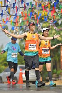 BIB: 40643, 4038
                            <button type="button" onclick="openModal(8446844)" class="btn btn-primary btn-sm float-right btn-popup" data-toggle="modal" data-target=".modal-high-quality">
                        <i class="fas fa-shopping-cart"></i> Add to Cart
                    </button>
                                            <button type="button" onclick="isThisMe(8446844, true)" class="btn btn-success btn-sm float-right btn-popup btn-isme hidden" data-toggle="tooltip" data-placement="bottom" title="นี่คือรูปของคุณใช่ไหม คลิกที่นี่เพื่อเอาเข้าอัลบั้ม">
                        <i class="fas fa-plus"></i> Add to album
                    </button>
                    <button type="button" onclick="isThisMe(8446844, false)" class="btn btn-warning btn-sm float-right btn-popup btn-isnotme hidden">
                        <i class="fas fa-ban"></i> Remove from album
                    </button>