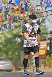 BIB: 42513
                            <button type="button" onclick="openModal(8438972)" class="btn btn-primary btn-sm float-right btn-popup" data-toggle="modal" data-target=".modal-high-quality">
                        <i class="fas fa-shopping-cart"></i> Add to Cart
                    </button>
                                            <button type="button" onclick="isThisMe(8438972, true)" class="btn btn-success btn-sm float-right btn-popup btn-isme hidden" data-toggle="tooltip" data-placement="bottom" title="นี่คือรูปของคุณใช่ไหม คลิกที่นี่เพื่อเอาเข้าอัลบั้ม">
                        <i class="fas fa-plus"></i> Add to album
                    </button>
                    <button type="button" onclick="isThisMe(8438972, false)" class="btn btn-warning btn-sm float-right btn-popup btn-isnotme hidden">
                        <i class="fas fa-ban"></i> Remove from album
                    </button>