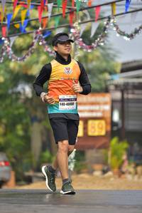 BIB: 40068
                            <button type="button" onclick="openModal(8370947)" class="btn btn-primary btn-sm float-right btn-popup" data-toggle="modal" data-target=".modal-high-quality">
                        <i class="fas fa-shopping-cart"></i> Add to Cart
                    </button>
                                            <button type="button" onclick="isThisMe(8370947, true)" class="btn btn-success btn-sm float-right btn-popup btn-isme hidden" data-toggle="tooltip" data-placement="bottom" title="นี่คือรูปของคุณใช่ไหม คลิกที่นี่เพื่อเอาเข้าอัลบั้ม">
                        <i class="fas fa-plus"></i> Add to album
                    </button>
                    <button type="button" onclick="isThisMe(8370947, false)" class="btn btn-warning btn-sm float-right btn-popup btn-isnotme hidden">
                        <i class="fas fa-ban"></i> Remove from album
                    </button>