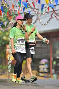 BIB: 45332, 45300, 413
                            <button type="button" onclick="openModal(8471810)" class="btn btn-primary btn-sm float-right btn-popup" data-toggle="modal" data-target=".modal-high-quality">
                        <i class="fas fa-shopping-cart"></i> Add to Cart
                    </button>
                                            <button type="button" onclick="isThisMe(8471810, true)" class="btn btn-success btn-sm float-right btn-popup btn-isme hidden" data-toggle="tooltip" data-placement="bottom" title="นี่คือรูปของคุณใช่ไหม คลิกที่นี่เพื่อเอาเข้าอัลบั้ม">
                        <i class="fas fa-plus"></i> Add to album
                    </button>
                    <button type="button" onclick="isThisMe(8471810, false)" class="btn btn-warning btn-sm float-right btn-popup btn-isnotme hidden">
                        <i class="fas fa-ban"></i> Remove from album
                    </button>