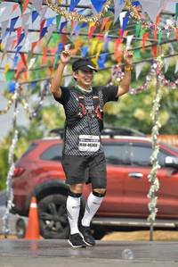 BIB: 46366
                            <button type="button" onclick="openModal(8475962)" class="btn btn-primary btn-sm float-right btn-popup" data-toggle="modal" data-target=".modal-high-quality">
                        <i class="fas fa-shopping-cart"></i> Add to Cart
                    </button>
                                            <button type="button" onclick="isThisMe(8475962, true)" class="btn btn-success btn-sm float-right btn-popup btn-isme hidden" data-toggle="tooltip" data-placement="bottom" title="นี่คือรูปของคุณใช่ไหม คลิกที่นี่เพื่อเอาเข้าอัลบั้ม">
                        <i class="fas fa-plus"></i> Add to album
                    </button>
                    <button type="button" onclick="isThisMe(8475962, false)" class="btn btn-warning btn-sm float-right btn-popup btn-isnotme hidden">
                        <i class="fas fa-ban"></i> Remove from album
                    </button>