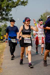 BIB: 45041
                            <button type="button" onclick="openModal(10425962)" class="btn btn-primary btn-sm float-right btn-popup" data-toggle="modal" data-target=".modal-high-quality">
                        <i class="fas fa-shopping-cart"></i> Add to Cart
                    </button>
                                            <button type="button" onclick="isThisMe(10425962, true)" class="btn btn-success btn-sm float-right btn-popup btn-isme hidden" data-toggle="tooltip" data-placement="bottom" title="นี่คือรูปของคุณใช่ไหม คลิกที่นี่เพื่อเอาเข้าอัลบั้ม">
                        <i class="fas fa-plus"></i> Add to album
                    </button>
                    <button type="button" onclick="isThisMe(10425962, false)" class="btn btn-warning btn-sm float-right btn-popup btn-isnotme hidden">
                        <i class="fas fa-ban"></i> Remove from album
                    </button>