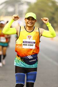 BIB: 42195, 43047
                            <button type="button" onclick="openModal(9267947)" class="btn btn-primary btn-sm float-right btn-popup" data-toggle="modal" data-target=".modal-high-quality">
                        <i class="fas fa-shopping-cart"></i> Add to Cart
                    </button>
                                            <button type="button" onclick="isThisMe(9267947, true)" class="btn btn-success btn-sm float-right btn-popup btn-isme hidden" data-toggle="tooltip" data-placement="bottom" title="นี่คือรูปของคุณใช่ไหม คลิกที่นี่เพื่อเอาเข้าอัลบั้ม">
                        <i class="fas fa-plus"></i> Add to album
                    </button>
                    <button type="button" onclick="isThisMe(9267947, false)" class="btn btn-warning btn-sm float-right btn-popup btn-isnotme hidden">
                        <i class="fas fa-ban"></i> Remove from album
                    </button>