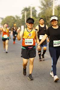 BIB: 25486, 26314
                            <button type="button" onclick="openModal(9253610)" class="btn btn-primary btn-sm float-right btn-popup" data-toggle="modal" data-target=".modal-high-quality">
                        <i class="fas fa-shopping-cart"></i> Add to Cart
                    </button>
                                            <button type="button" onclick="isThisMe(9253610, true)" class="btn btn-success btn-sm float-right btn-popup btn-isme hidden" data-toggle="tooltip" data-placement="bottom" title="นี่คือรูปของคุณใช่ไหม คลิกที่นี่เพื่อเอาเข้าอัลบั้ม">
                        <i class="fas fa-plus"></i> Add to album
                    </button>
                    <button type="button" onclick="isThisMe(9253610, false)" class="btn btn-warning btn-sm float-right btn-popup btn-isnotme hidden">
                        <i class="fas fa-ban"></i> Remove from album
                    </button>