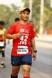 BIB: 195, 42195
                            <button type="button" onclick="openModal(9260698)" class="btn btn-primary btn-sm float-right btn-popup" data-toggle="modal" data-target=".modal-high-quality">
                        <i class="fas fa-shopping-cart"></i> Add to Cart
                    </button>
                                            <button type="button" onclick="isThisMe(9260698, true)" class="btn btn-success btn-sm float-right btn-popup btn-isme hidden" data-toggle="tooltip" data-placement="bottom" title="นี่คือรูปของคุณใช่ไหม คลิกที่นี่เพื่อเอาเข้าอัลบั้ม">
                        <i class="fas fa-plus"></i> Add to album
                    </button>
                    <button type="button" onclick="isThisMe(9260698, false)" class="btn btn-warning btn-sm float-right btn-popup btn-isnotme hidden">
                        <i class="fas fa-ban"></i> Remove from album
                    </button>