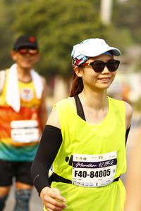 BIB: 42195, 84005
                            <button type="button" onclick="openModal(9276721)" class="btn btn-primary btn-sm float-right btn-popup" data-toggle="modal" data-target=".modal-high-quality">
                        <i class="fas fa-shopping-cart"></i> Add to Cart
                    </button>
                                            <button type="button" onclick="isThisMe(9276721, true)" class="btn btn-success btn-sm float-right btn-popup btn-isme hidden" data-toggle="tooltip" data-placement="bottom" title="นี่คือรูปของคุณใช่ไหม คลิกที่นี่เพื่อเอาเข้าอัลบั้ม">
                        <i class="fas fa-plus"></i> Add to album
                    </button>
                    <button type="button" onclick="isThisMe(9276721, false)" class="btn btn-warning btn-sm float-right btn-popup btn-isnotme hidden">
                        <i class="fas fa-ban"></i> Remove from album
                    </button>