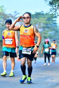 BIB: 77385, 25130
                            <button type="button" onclick="openModal(8239329)" class="btn btn-primary btn-sm float-right btn-popup" data-toggle="modal" data-target=".modal-high-quality">
                        <i class="fas fa-shopping-cart"></i> Add to Cart
                    </button>
                                            <button type="button" onclick="isThisMe(8239329, true)" class="btn btn-success btn-sm float-right btn-popup btn-isme hidden" data-toggle="tooltip" data-placement="bottom" title="นี่คือรูปของคุณใช่ไหม คลิกที่นี่เพื่อเอาเข้าอัลบั้ม">
                        <i class="fas fa-plus"></i> Add to album
                    </button>
                    <button type="button" onclick="isThisMe(8239329, false)" class="btn btn-warning btn-sm float-right btn-popup btn-isnotme hidden">
                        <i class="fas fa-ban"></i> Remove from album
                    </button>