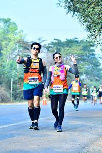 BIB: 42525, 40854
                            <button type="button" onclick="openModal(10210175)" class="btn btn-primary btn-sm float-right btn-popup" data-toggle="modal" data-target=".modal-high-quality">
                        <i class="fas fa-shopping-cart"></i> Add to Cart
                    </button>
                                            <button type="button" onclick="isThisMe(10210175, true)" class="btn btn-success btn-sm float-right btn-popup btn-isme hidden" data-toggle="tooltip" data-placement="bottom" title="นี่คือรูปของคุณใช่ไหม คลิกที่นี่เพื่อเอาเข้าอัลบั้ม">
                        <i class="fas fa-plus"></i> Add to album
                    </button>
                    <button type="button" onclick="isThisMe(10210175, false)" class="btn btn-warning btn-sm float-right btn-popup btn-isnotme hidden">
                        <i class="fas fa-ban"></i> Remove from album
                    </button>