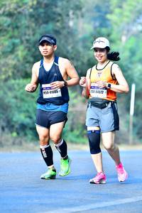 BIB: 84072, 41085
                            <button type="button" onclick="openModal(10215274)" class="btn btn-primary btn-sm float-right btn-popup" data-toggle="modal" data-target=".modal-high-quality">
                        <i class="fas fa-shopping-cart"></i> Add to Cart
                    </button>
                                            <button type="button" onclick="isThisMe(10215274, true)" class="btn btn-success btn-sm float-right btn-popup btn-isme hidden" data-toggle="tooltip" data-placement="bottom" title="นี่คือรูปของคุณใช่ไหม คลิกที่นี่เพื่อเอาเข้าอัลบั้ม">
                        <i class="fas fa-plus"></i> Add to album
                    </button>
                    <button type="button" onclick="isThisMe(10215274, false)" class="btn btn-warning btn-sm float-right btn-popup btn-isnotme hidden">
                        <i class="fas fa-ban"></i> Remove from album
                    </button>
