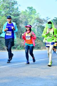 BIB: 46838, 48017, 48059
                            <button type="button" onclick="openModal(10211390)" class="btn btn-primary btn-sm float-right btn-popup" data-toggle="modal" data-target=".modal-high-quality">
                        <i class="fas fa-shopping-cart"></i> Add to Cart
                    </button>
                                            <button type="button" onclick="isThisMe(10211390, true)" class="btn btn-success btn-sm float-right btn-popup btn-isme hidden" data-toggle="tooltip" data-placement="bottom" title="นี่คือรูปของคุณใช่ไหม คลิกที่นี่เพื่อเอาเข้าอัลบั้ม">
                        <i class="fas fa-plus"></i> Add to album
                    </button>
                    <button type="button" onclick="isThisMe(10211390, false)" class="btn btn-warning btn-sm float-right btn-popup btn-isnotme hidden">
                        <i class="fas fa-ban"></i> Remove from album
                    </button>