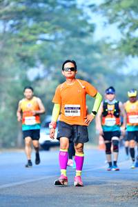 BIB: 41013
                            <button type="button" onclick="openModal(10186551)" class="btn btn-primary btn-sm float-right btn-popup" data-toggle="modal" data-target=".modal-high-quality">
                        <i class="fas fa-shopping-cart"></i> Add to Cart
                    </button>
                                            <button type="button" onclick="isThisMe(10186551, true)" class="btn btn-success btn-sm float-right btn-popup btn-isme hidden" data-toggle="tooltip" data-placement="bottom" title="นี่คือรูปของคุณใช่ไหม คลิกที่นี่เพื่อเอาเข้าอัลบั้ม">
                        <i class="fas fa-plus"></i> Add to album
                    </button>
                    <button type="button" onclick="isThisMe(10186551, false)" class="btn btn-warning btn-sm float-right btn-popup btn-isnotme hidden">
                        <i class="fas fa-ban"></i> Remove from album
                    </button>