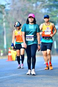 BIB: 41579
                            <button type="button" onclick="openModal(10183868)" class="btn btn-primary btn-sm float-right btn-popup" data-toggle="modal" data-target=".modal-high-quality">
                        <i class="fas fa-shopping-cart"></i> Add to Cart
                    </button>
                                            <button type="button" onclick="isThisMe(10183868, true)" class="btn btn-success btn-sm float-right btn-popup btn-isme hidden" data-toggle="tooltip" data-placement="bottom" title="นี่คือรูปของคุณใช่ไหม คลิกที่นี่เพื่อเอาเข้าอัลบั้ม">
                        <i class="fas fa-plus"></i> Add to album
                    </button>
                    <button type="button" onclick="isThisMe(10183868, false)" class="btn btn-warning btn-sm float-right btn-popup btn-isnotme hidden">
                        <i class="fas fa-ban"></i> Remove from album
                    </button>