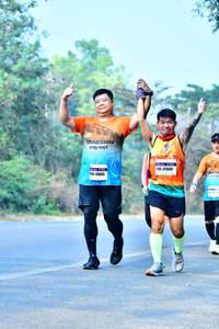 BIB: 47600, 48005
                            <button type="button" onclick="openModal(10218404)" class="btn btn-primary btn-sm float-right btn-popup" data-toggle="modal" data-target=".modal-high-quality">
                        <i class="fas fa-shopping-cart"></i> Add to Cart
                    </button>
                                            <button type="button" onclick="isThisMe(10218404, true)" class="btn btn-success btn-sm float-right btn-popup btn-isme hidden" data-toggle="tooltip" data-placement="bottom" title="นี่คือรูปของคุณใช่ไหม คลิกที่นี่เพื่อเอาเข้าอัลบั้ม">
                        <i class="fas fa-plus"></i> Add to album
                    </button>
                    <button type="button" onclick="isThisMe(10218404, false)" class="btn btn-warning btn-sm float-right btn-popup btn-isnotme hidden">
                        <i class="fas fa-ban"></i> Remove from album
                    </button>