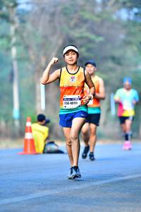 BIB: 40111
                            <button type="button" onclick="openModal(10182460)" class="btn btn-primary btn-sm float-right btn-popup" data-toggle="modal" data-target=".modal-high-quality">
                        <i class="fas fa-shopping-cart"></i> Add to Cart
                    </button>
                                            <button type="button" onclick="isThisMe(10182460, true)" class="btn btn-success btn-sm float-right btn-popup btn-isme hidden" data-toggle="tooltip" data-placement="bottom" title="นี่คือรูปของคุณใช่ไหม คลิกที่นี่เพื่อเอาเข้าอัลบั้ม">
                        <i class="fas fa-plus"></i> Add to album
                    </button>
                    <button type="button" onclick="isThisMe(10182460, false)" class="btn btn-warning btn-sm float-right btn-popup btn-isnotme hidden">
                        <i class="fas fa-ban"></i> Remove from album
                    </button>