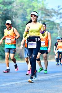 BIB: 40542
                            <button type="button" onclick="openModal(10214896)" class="btn btn-primary btn-sm float-right btn-popup" data-toggle="modal" data-target=".modal-high-quality">
                        <i class="fas fa-shopping-cart"></i> Add to Cart
                    </button>
                                            <button type="button" onclick="isThisMe(10214896, true)" class="btn btn-success btn-sm float-right btn-popup btn-isme hidden" data-toggle="tooltip" data-placement="bottom" title="นี่คือรูปของคุณใช่ไหม คลิกที่นี่เพื่อเอาเข้าอัลบั้ม">
                        <i class="fas fa-plus"></i> Add to album
                    </button>
                    <button type="button" onclick="isThisMe(10214896, false)" class="btn btn-warning btn-sm float-right btn-popup btn-isnotme hidden">
                        <i class="fas fa-ban"></i> Remove from album
                    </button>