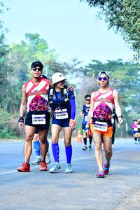 BIB: 15526, 46481, 100
                            <button type="button" onclick="openModal(10211819)" class="btn btn-primary btn-sm float-right btn-popup" data-toggle="modal" data-target=".modal-high-quality">
                        <i class="fas fa-shopping-cart"></i> Add to Cart
                    </button>
                                            <button type="button" onclick="isThisMe(10211819, true)" class="btn btn-success btn-sm float-right btn-popup btn-isme hidden" data-toggle="tooltip" data-placement="bottom" title="นี่คือรูปของคุณใช่ไหม คลิกที่นี่เพื่อเอาเข้าอัลบั้ม">
                        <i class="fas fa-plus"></i> Add to album
                    </button>
                    <button type="button" onclick="isThisMe(10211819, false)" class="btn btn-warning btn-sm float-right btn-popup btn-isnotme hidden">
                        <i class="fas fa-ban"></i> Remove from album
                    </button>