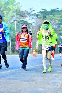 BIB: 135, 48017
                            <button type="button" onclick="openModal(10211387)" class="btn btn-primary btn-sm float-right btn-popup" data-toggle="modal" data-target=".modal-high-quality">
                        <i class="fas fa-shopping-cart"></i> Add to Cart
                    </button>
                                            <button type="button" onclick="isThisMe(10211387, true)" class="btn btn-success btn-sm float-right btn-popup btn-isme hidden" data-toggle="tooltip" data-placement="bottom" title="นี่คือรูปของคุณใช่ไหม คลิกที่นี่เพื่อเอาเข้าอัลบั้ม">
                        <i class="fas fa-plus"></i> Add to album
                    </button>
                    <button type="button" onclick="isThisMe(10211387, false)" class="btn btn-warning btn-sm float-right btn-popup btn-isnotme hidden">
                        <i class="fas fa-ban"></i> Remove from album
                    </button>