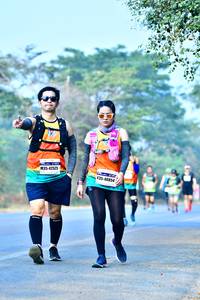 BIB: 42525, 40854
                            <button type="button" onclick="openModal(10210145)" class="btn btn-primary btn-sm float-right btn-popup" data-toggle="modal" data-target=".modal-high-quality">
                        <i class="fas fa-shopping-cart"></i> Add to Cart
                    </button>
                                            <button type="button" onclick="isThisMe(10210145, true)" class="btn btn-success btn-sm float-right btn-popup btn-isme hidden" data-toggle="tooltip" data-placement="bottom" title="นี่คือรูปของคุณใช่ไหม คลิกที่นี่เพื่อเอาเข้าอัลบั้ม">
                        <i class="fas fa-plus"></i> Add to album
                    </button>
                    <button type="button" onclick="isThisMe(10210145, false)" class="btn btn-warning btn-sm float-right btn-popup btn-isnotme hidden">
                        <i class="fas fa-ban"></i> Remove from album
                    </button>
