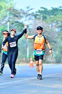 BIB: 140, 46294, 4134
                            <button type="button" onclick="openModal(10212046)" class="btn btn-primary btn-sm float-right btn-popup" data-toggle="modal" data-target=".modal-high-quality">
                        <i class="fas fa-shopping-cart"></i> Add to Cart
                    </button>
                                            <button type="button" onclick="isThisMe(10212046, true)" class="btn btn-success btn-sm float-right btn-popup btn-isme hidden" data-toggle="tooltip" data-placement="bottom" title="นี่คือรูปของคุณใช่ไหม คลิกที่นี่เพื่อเอาเข้าอัลบั้ม">
                        <i class="fas fa-plus"></i> Add to album
                    </button>
                    <button type="button" onclick="isThisMe(10212046, false)" class="btn btn-warning btn-sm float-right btn-popup btn-isnotme hidden">
                        <i class="fas fa-ban"></i> Remove from album
                    </button>