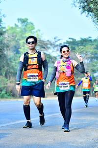 BIB: 42525, 40854
                            <button type="button" onclick="openModal(10210199)" class="btn btn-primary btn-sm float-right btn-popup" data-toggle="modal" data-target=".modal-high-quality">
                        <i class="fas fa-shopping-cart"></i> Add to Cart
                    </button>
                                            <button type="button" onclick="isThisMe(10210199, true)" class="btn btn-success btn-sm float-right btn-popup btn-isme hidden" data-toggle="tooltip" data-placement="bottom" title="นี่คือรูปของคุณใช่ไหม คลิกที่นี่เพื่อเอาเข้าอัลบั้ม">
                        <i class="fas fa-plus"></i> Add to album
                    </button>
                    <button type="button" onclick="isThisMe(10210199, false)" class="btn btn-warning btn-sm float-right btn-popup btn-isnotme hidden">
                        <i class="fas fa-ban"></i> Remove from album
                    </button>