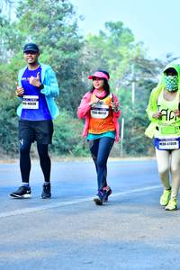 BIB: 46838, 480, 48059
                            <button type="button" onclick="openModal(10211395)" class="btn btn-primary btn-sm float-right btn-popup" data-toggle="modal" data-target=".modal-high-quality">
                        <i class="fas fa-shopping-cart"></i> Add to Cart
                    </button>
                                            <button type="button" onclick="isThisMe(10211395, true)" class="btn btn-success btn-sm float-right btn-popup btn-isme hidden" data-toggle="tooltip" data-placement="bottom" title="นี่คือรูปของคุณใช่ไหม คลิกที่นี่เพื่อเอาเข้าอัลบั้ม">
                        <i class="fas fa-plus"></i> Add to album
                    </button>
                    <button type="button" onclick="isThisMe(10211395, false)" class="btn btn-warning btn-sm float-right btn-popup btn-isnotme hidden">
                        <i class="fas fa-ban"></i> Remove from album
                    </button>
