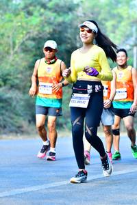 BIB: 40542
                            <button type="button" onclick="openModal(10214931)" class="btn btn-primary btn-sm float-right btn-popup" data-toggle="modal" data-target=".modal-high-quality">
                        <i class="fas fa-shopping-cart"></i> Add to Cart
                    </button>
                                            <button type="button" onclick="isThisMe(10214931, true)" class="btn btn-success btn-sm float-right btn-popup btn-isme hidden" data-toggle="tooltip" data-placement="bottom" title="นี่คือรูปของคุณใช่ไหม คลิกที่นี่เพื่อเอาเข้าอัลบั้ม">
                        <i class="fas fa-plus"></i> Add to album
                    </button>
                    <button type="button" onclick="isThisMe(10214931, false)" class="btn btn-warning btn-sm float-right btn-popup btn-isnotme hidden">
                        <i class="fas fa-ban"></i> Remove from album
                    </button>