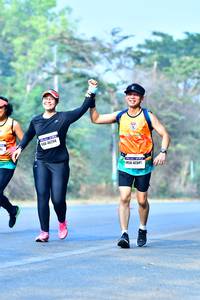BIB: 86294, 47345
                            <button type="button" onclick="openModal(10212048)" class="btn btn-primary btn-sm float-right btn-popup" data-toggle="modal" data-target=".modal-high-quality">
                        <i class="fas fa-shopping-cart"></i> Add to Cart
                    </button>
                                            <button type="button" onclick="isThisMe(10212048, true)" class="btn btn-success btn-sm float-right btn-popup btn-isme hidden" data-toggle="tooltip" data-placement="bottom" title="นี่คือรูปของคุณใช่ไหม คลิกที่นี่เพื่อเอาเข้าอัลบั้ม">
                        <i class="fas fa-plus"></i> Add to album
                    </button>
                    <button type="button" onclick="isThisMe(10212048, false)" class="btn btn-warning btn-sm float-right btn-popup btn-isnotme hidden">
                        <i class="fas fa-ban"></i> Remove from album
                    </button>